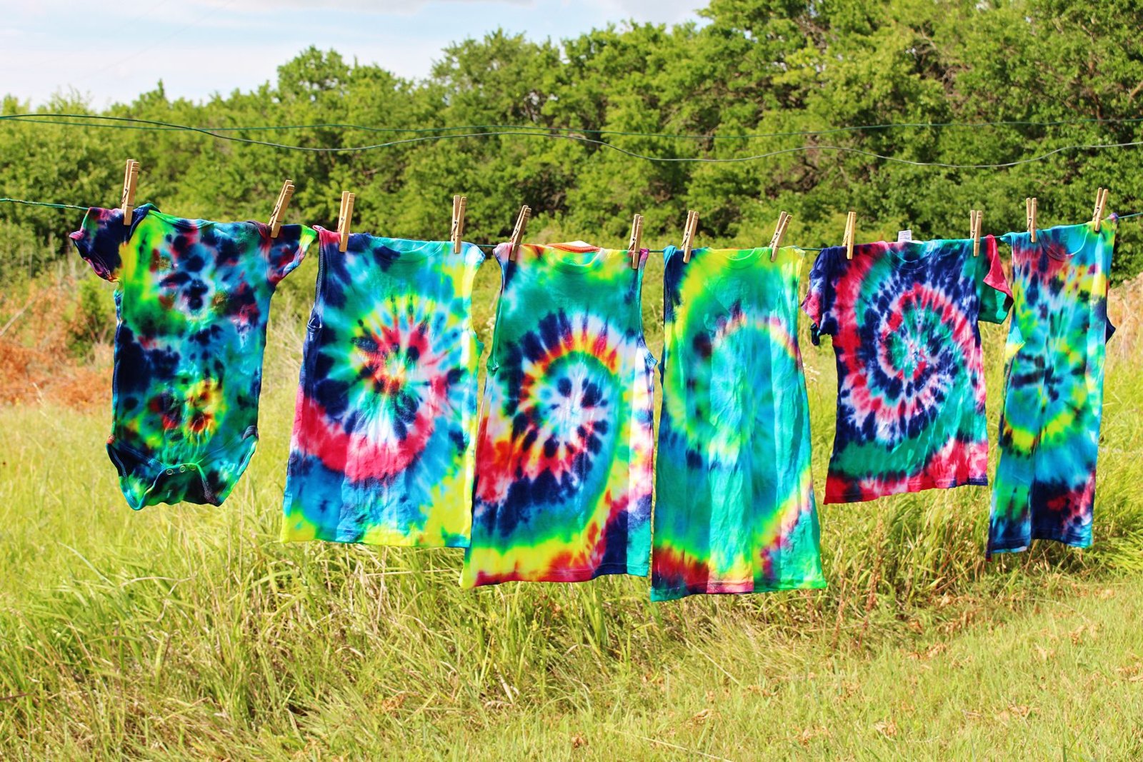 Tie Dye Shirts Explained: History, Techniques, and How to Make Your Own